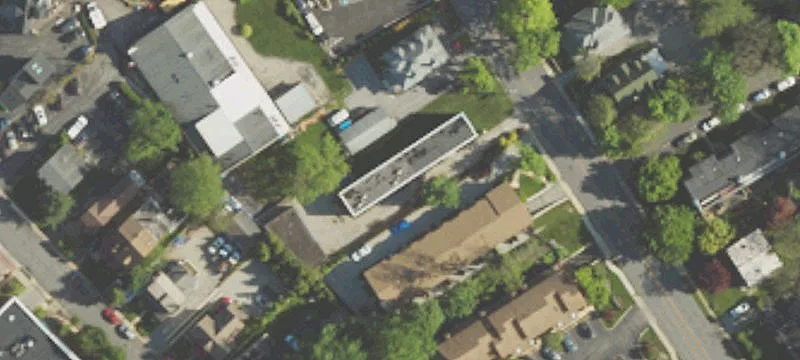 28 Llanfair Rd