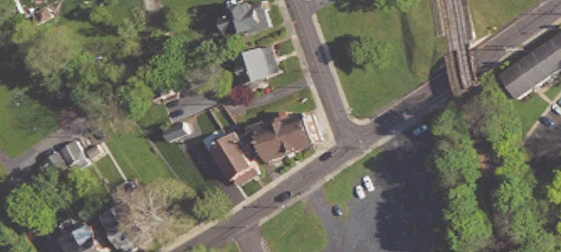 108 Lawn Ave