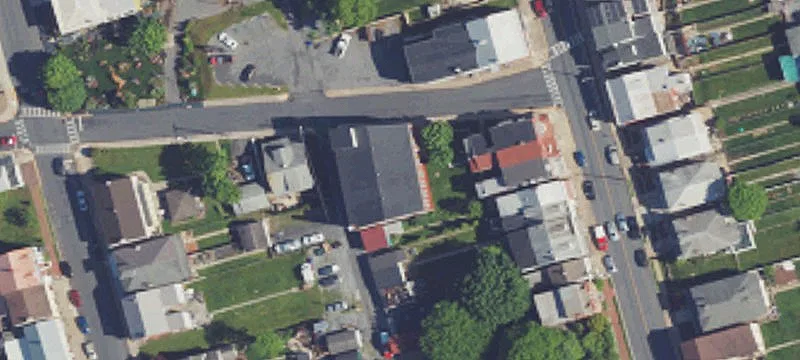 328 Grand St