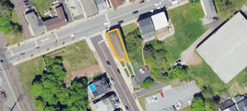 200 Main St