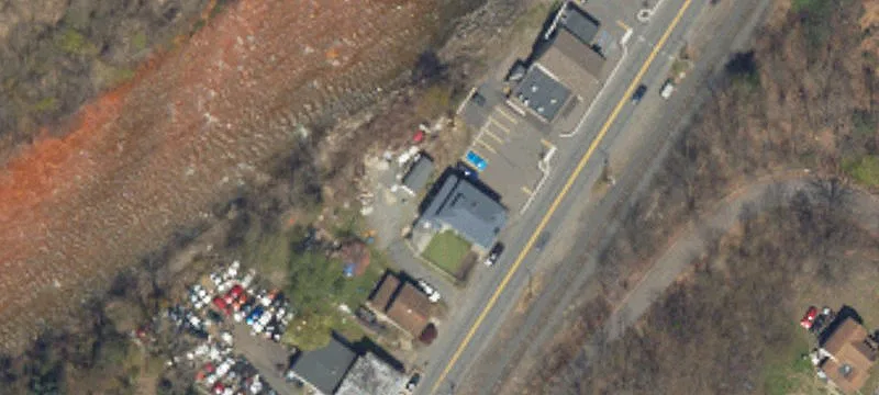 929 Main St