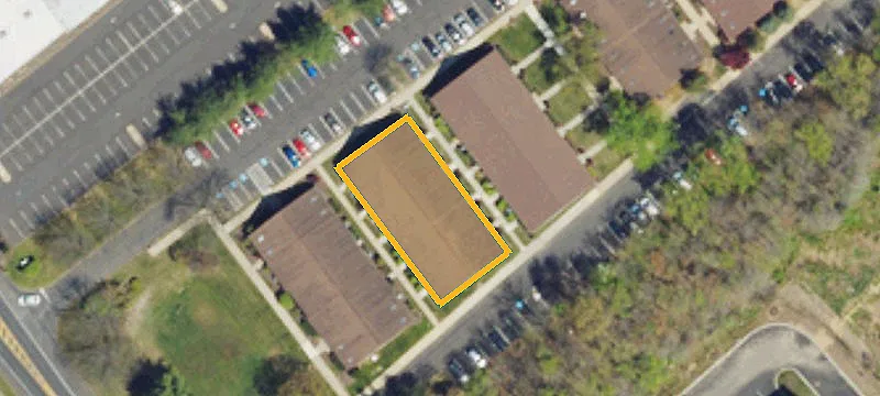1609 Woodbourne Rd Ste 203b