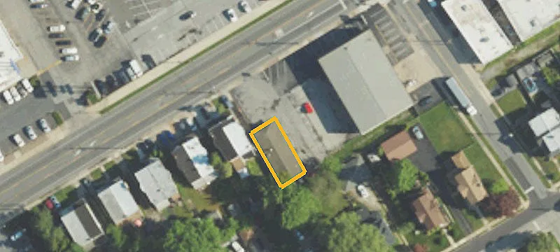 33 Macdade Blvd
