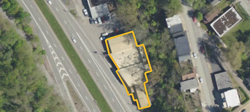 1137 Electric Ave