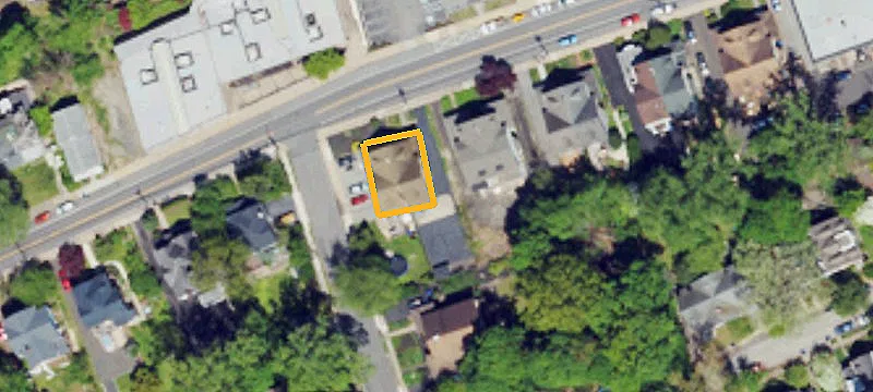 128 Greenwood Ave