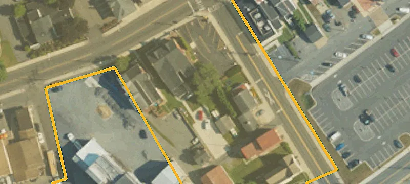 106 Main St