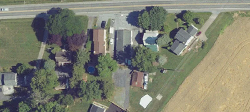 1028 Governor Rd