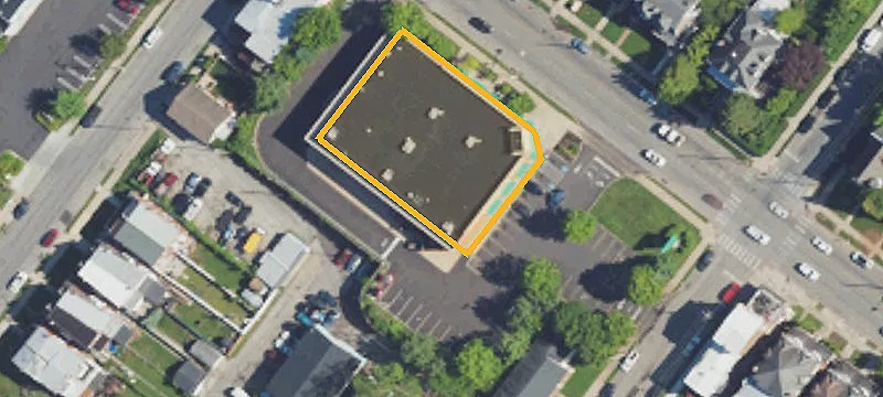 1100 Main St