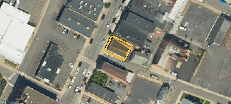 24 Main St