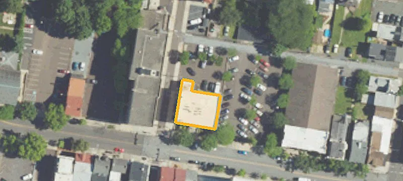 245 King St