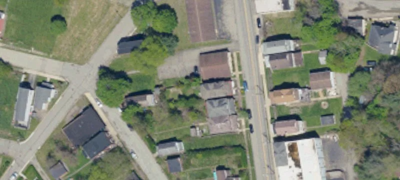 515 Lowry Ave