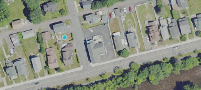 240 Main St