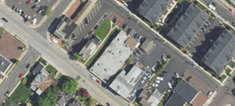 713 Main St