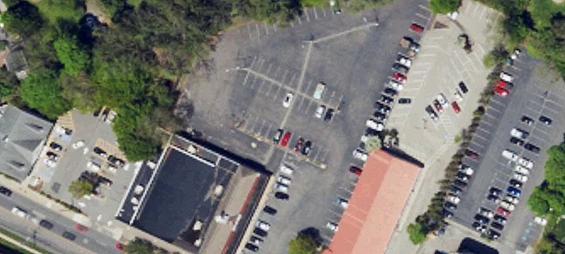 939 Montgomery Ave