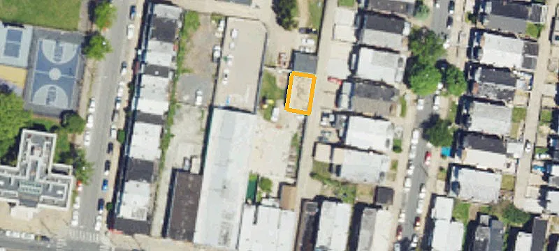 323rd E Wyoming Ave