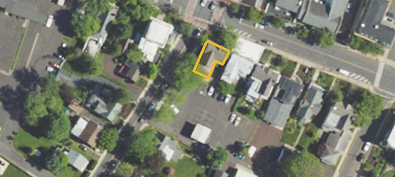 100 Main St