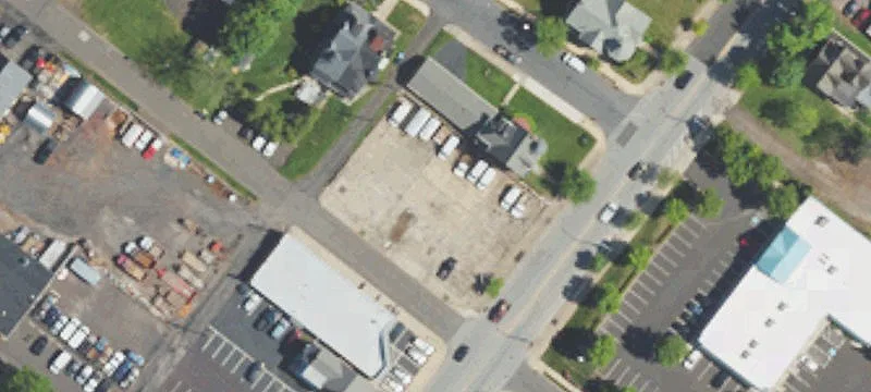 304 Broad St