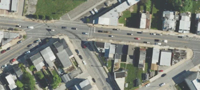 100 4th St