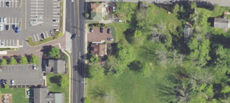 104 2nd Ave