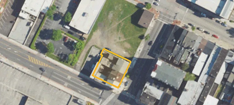 211 Dekalb St