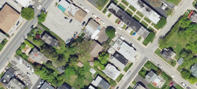 7906 Elm Ave