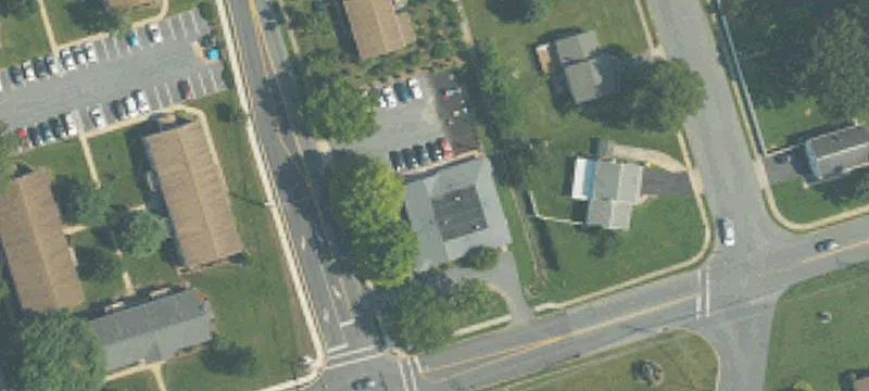 647 Roseville Rd