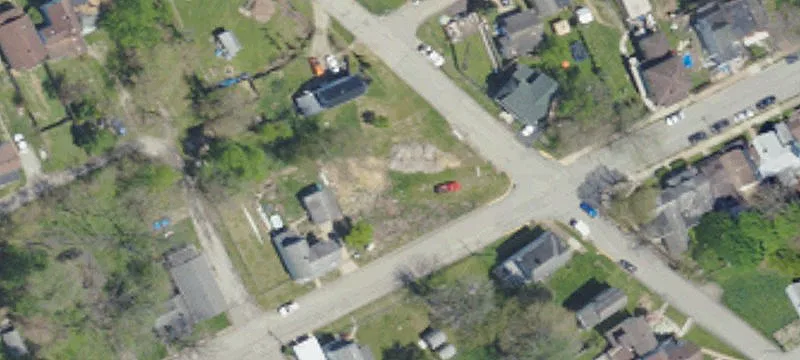 211 Grv Ave
