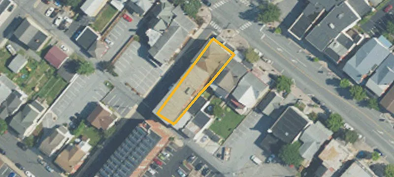 40 Main St