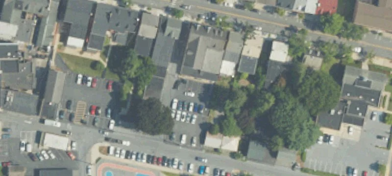 48 Main St