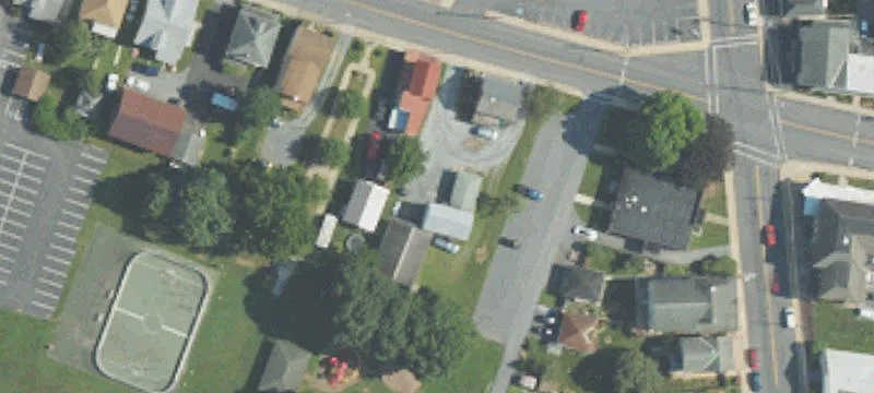 806 Main St