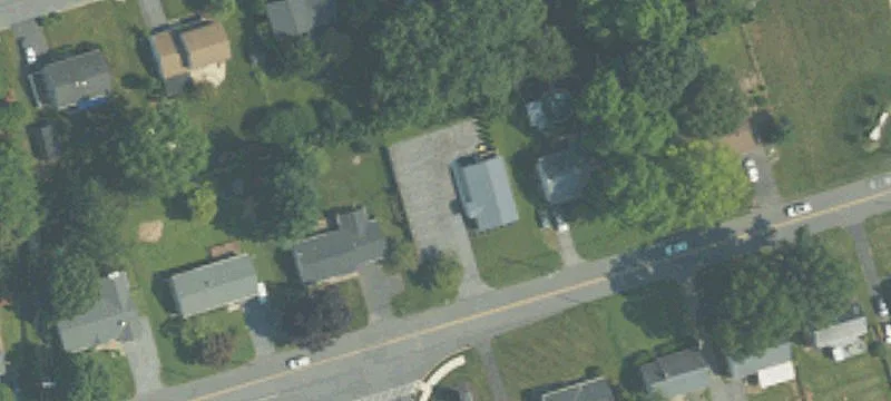 825 Eden Rd