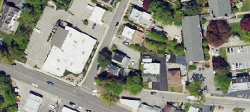 303 Parsons Ave