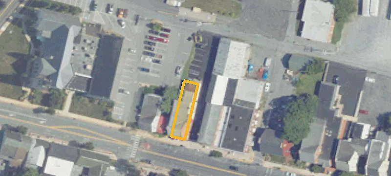 37 Main St