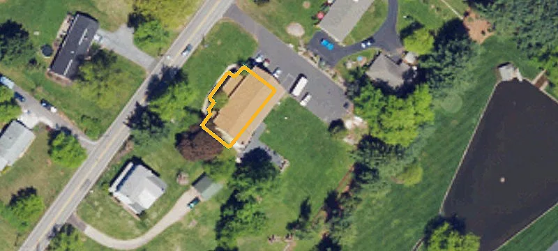 298 3rd Ave