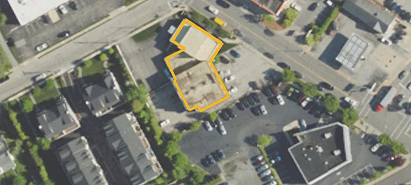 326 Lancaster Ave