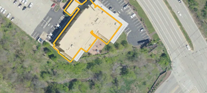 451 Racetrack Rd