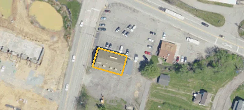 595 Racetrack Rd