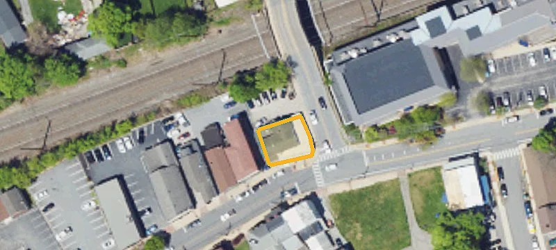 121 King St