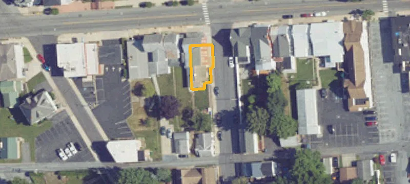 101 Main St