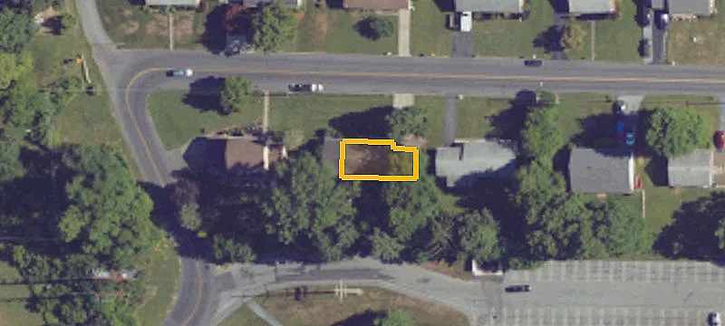 122 Carolyn St