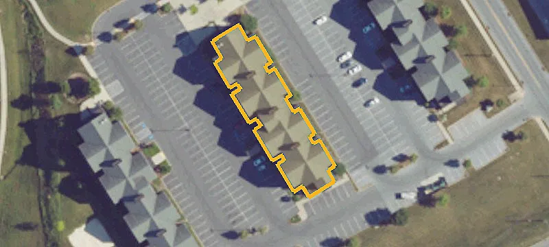 451 Main St