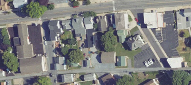 211 Main St