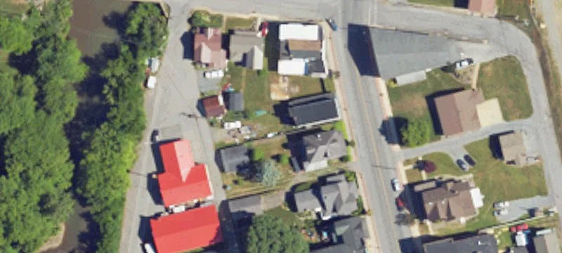 947 Main St