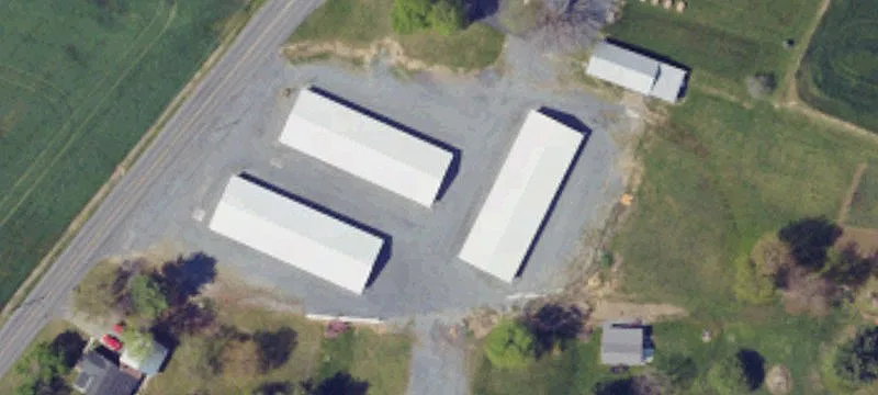 1090 Hade Rd