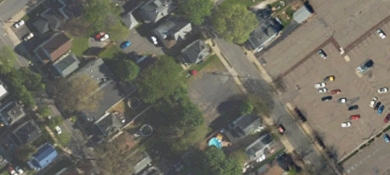 Poplar St