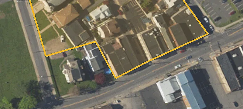 127 Main St