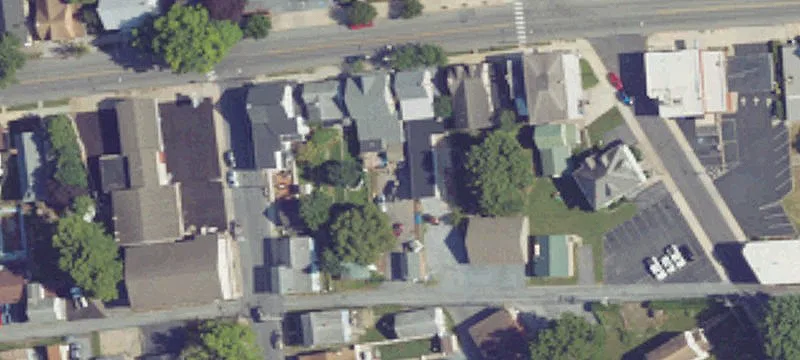 215 Main St