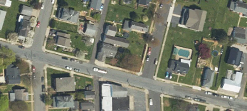 221 Linden Ave