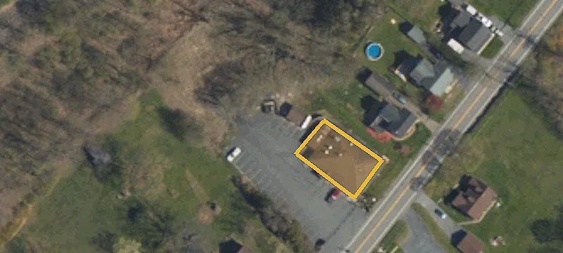 3040 Delaware Dr