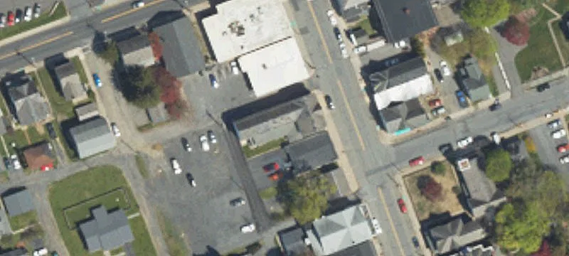 9 Robinson Ave